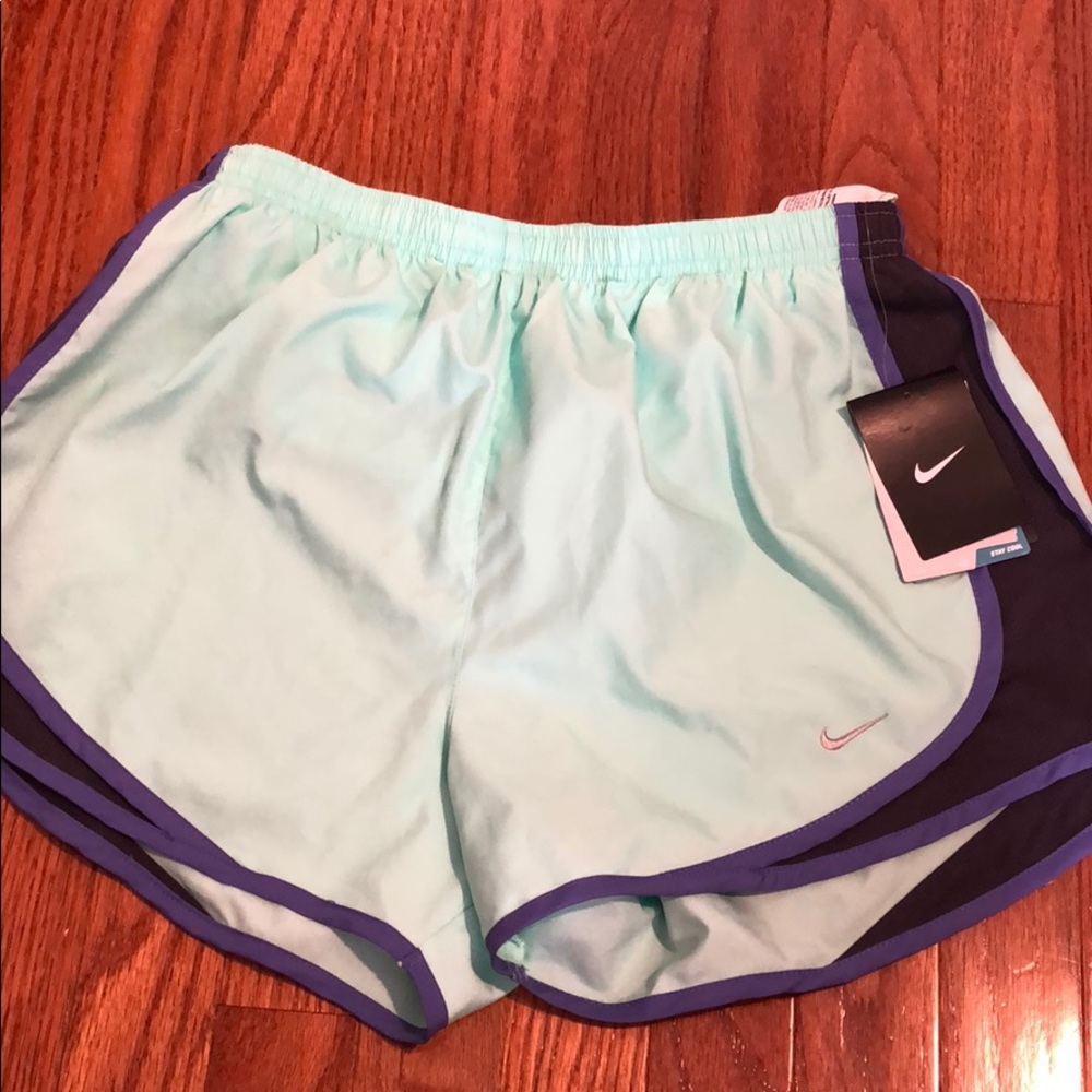 brand new Nike tempo shorts